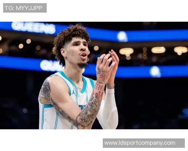 拉梅洛鲍尔对黄蜂球队失望加深渴望寻求交易离开