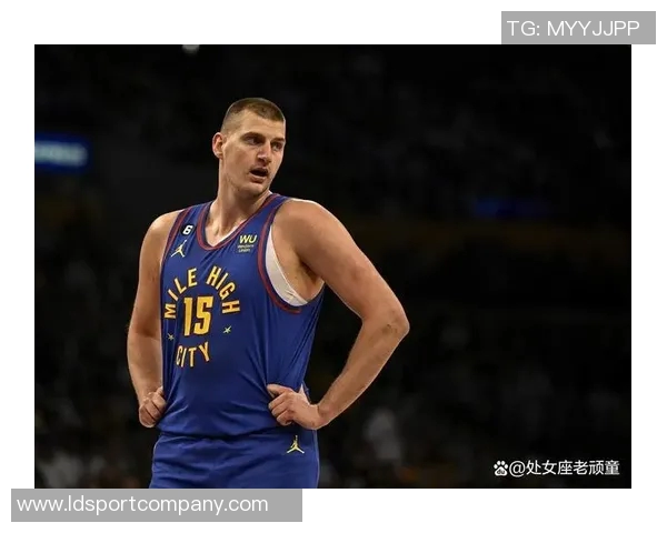 七年前的今天约基奇完美三双创下35分11板11助攻0失误的辉煌时刻